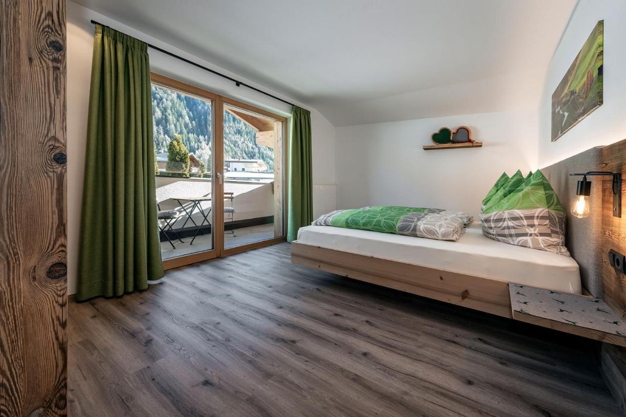 Mesnerhof Apartment Valles Exterior photo